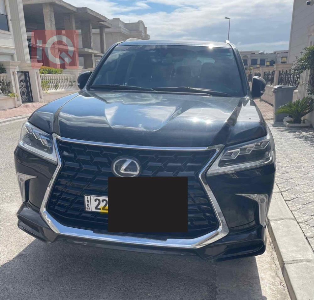 Lexus LX